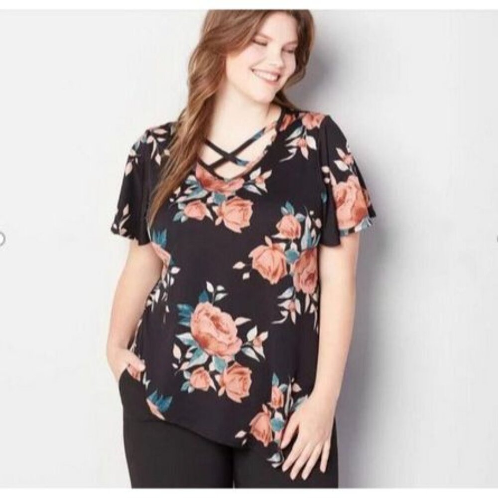 NEW Avenue 22/24 Floral Asymmetrical Short Flutter Sleeves Top
